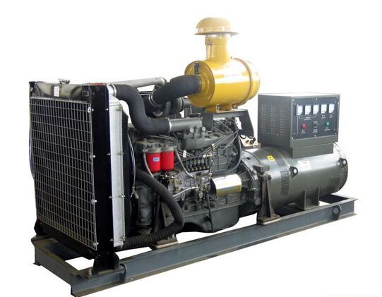 南宁汽油发电机组冬季保养时，燃油系统需要注意什么？